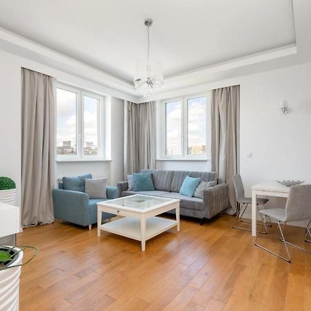 Przestronny Apartament Z Widokiem Na Miasto W Warszawie 바르샤바 외부 사진