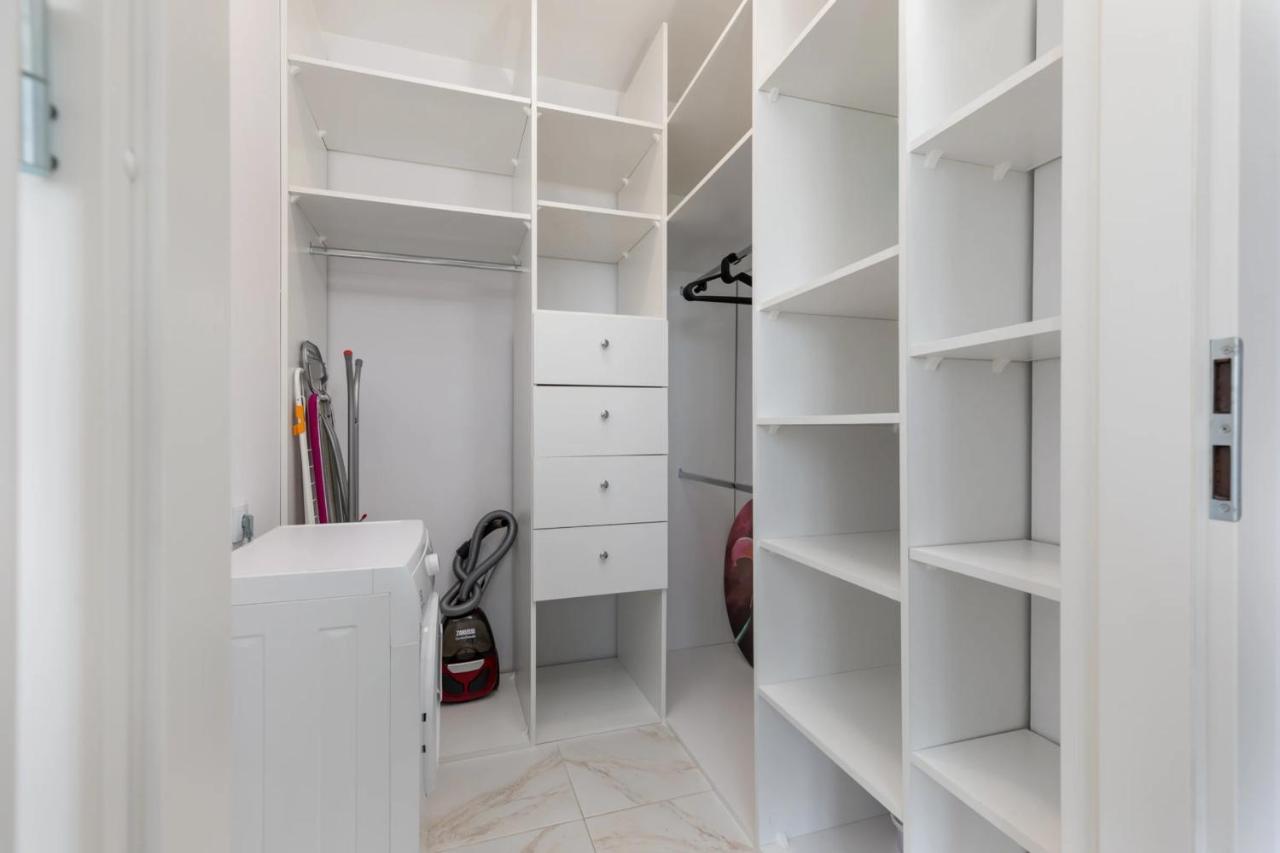 Przestronny Apartament Z Widokiem Na Miasto W Warszawie 바르샤바 외부 사진