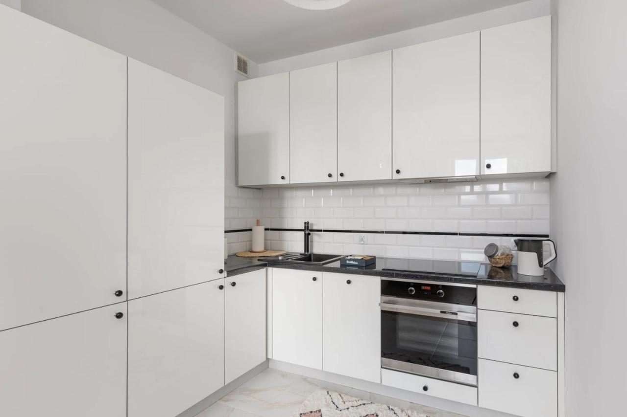 Przestronny Apartament Z Widokiem Na Miasto W Warszawie 바르샤바 외부 사진